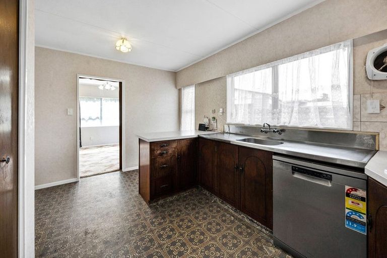 Photo of property in 206 Waihi Road, Hawera, 4610