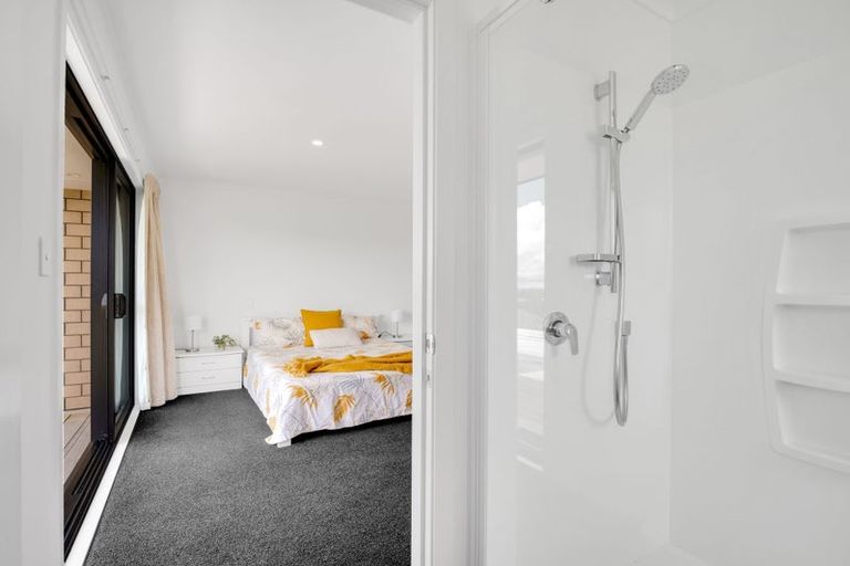 Photo of property in 36 Varsity Heights, Fitzherbert, Palmerston North, 4410