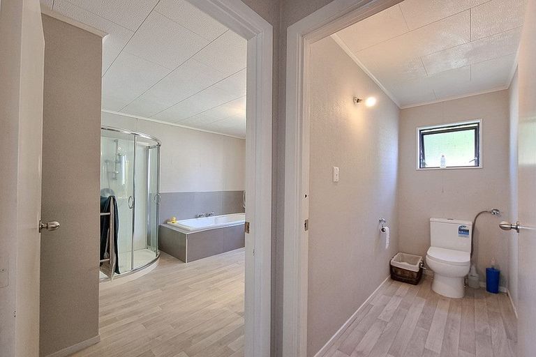 Photo of property in 4 Mcdonell Street, Rawene, Kaikohe, 0473