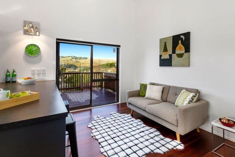 Photo of property in 5 Saint Benets Place, Tawa, Wellington, 5028