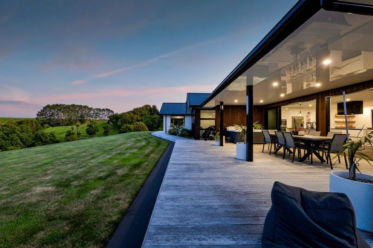 Photo of property in 489 Smart Road, Hillsborough, New Plymouth, 4372