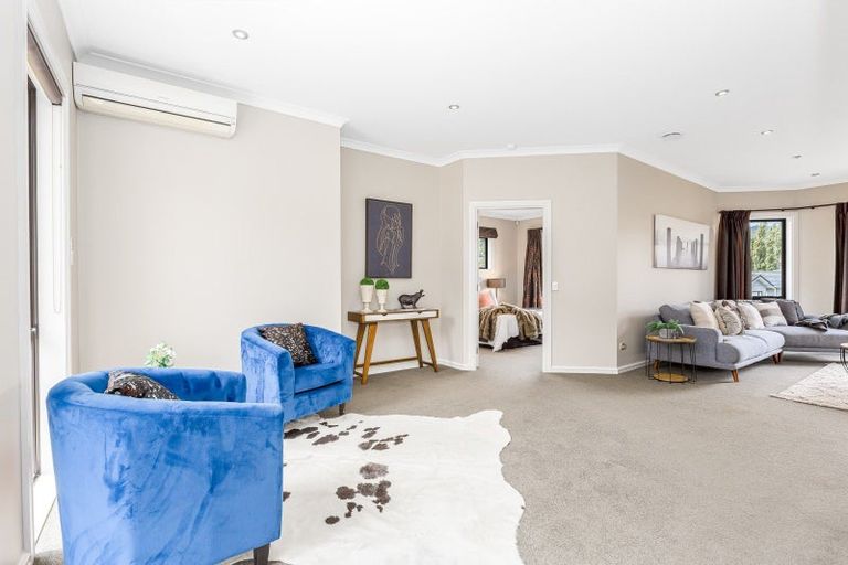 Photo of property in 9 Cottle Heath Close, Manor Park, Lower Hutt, 5019