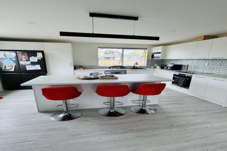 Photo of property in 19b Trevor Hosken Drive, Wiri, Auckland, 2104