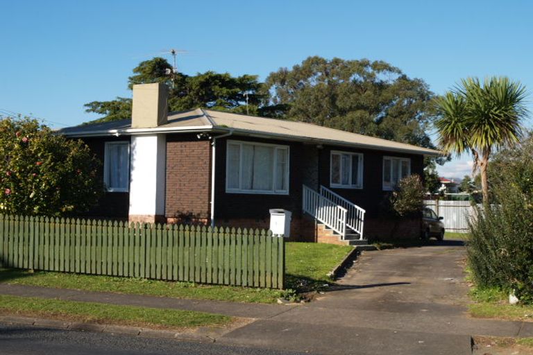 Photo of property in 43 Ashley Avenue, Mangere East, Auckland, 2024
