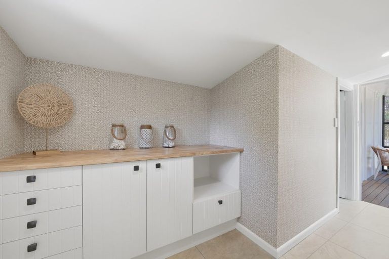 Photo of property in 4 Achilles Parade, The Pines Beach, 7630