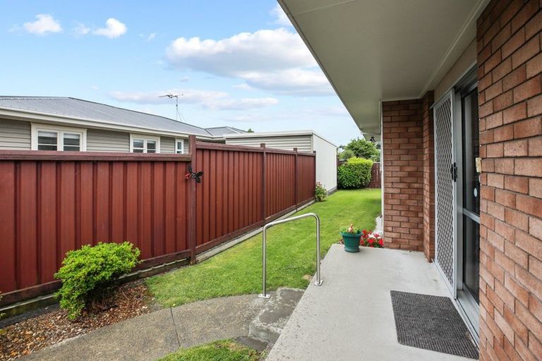 Photo of property in 14 Hilton Road, St Andrews, Hamilton, 3200