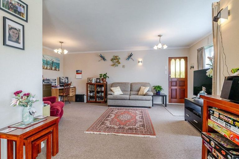 Photo of property in 19 Te Punga Place, Awapuni, Palmerston North, 4412