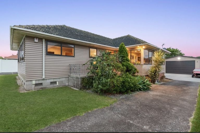 Photo of property in 18 Maxwell Avenue, Papatoetoe, Auckland, 2025