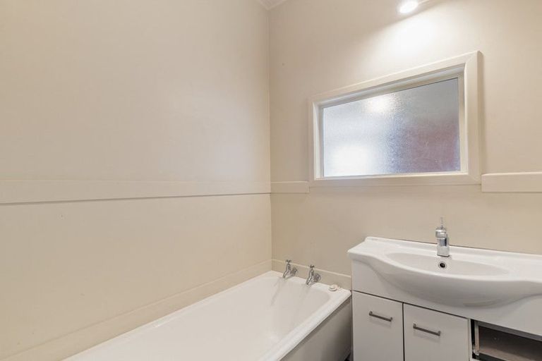 Photo of property in 121a Forest Lake Road, Forest Lake, Hamilton, 3200