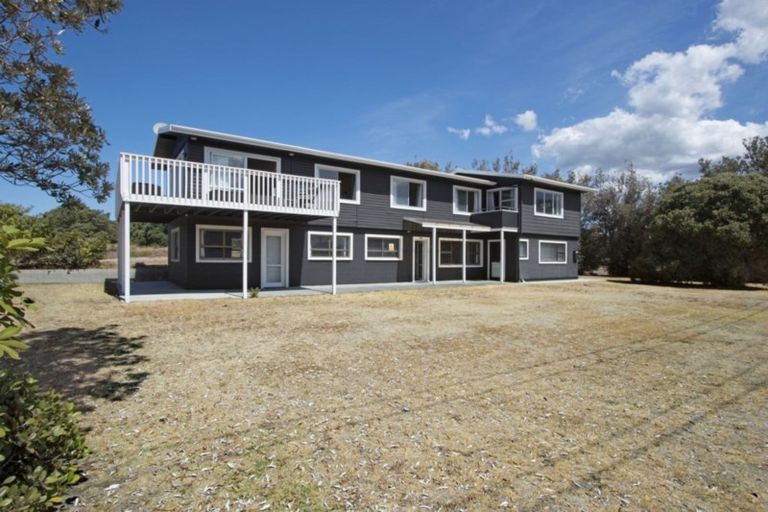 Photo of property in 287 Seaforth Road, Waihi Beach, 3611