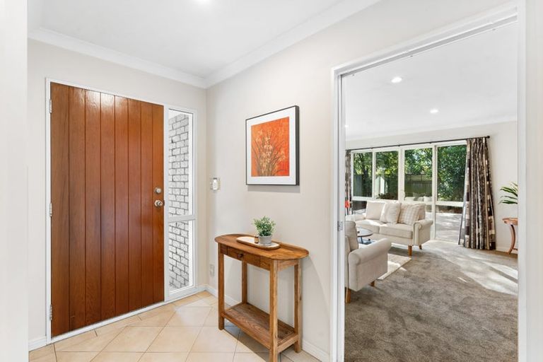 Photo of property in 92 Condell Avenue, Papanui, Christchurch, 8053