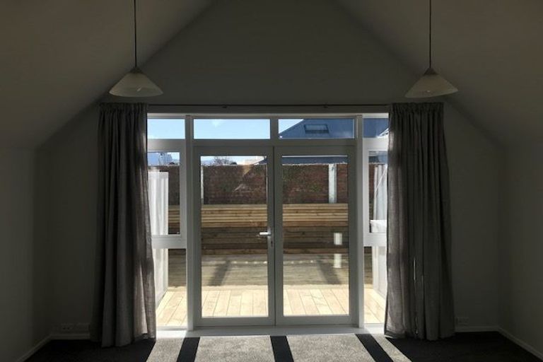 Photo of property in Pirie Street Townhouses, 22/35 Pirie Street, Mount Victoria, Wellington, 6011