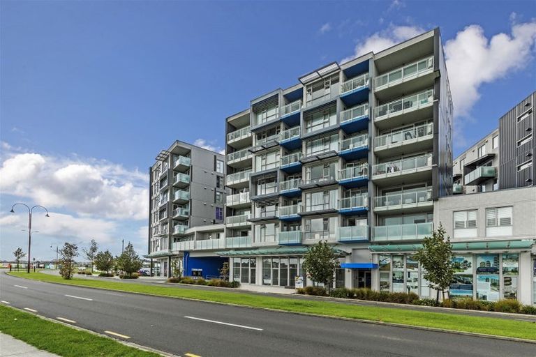 Photo of property in 604/27 Don Mckinnon Drive, Albany, Auckland, 0632