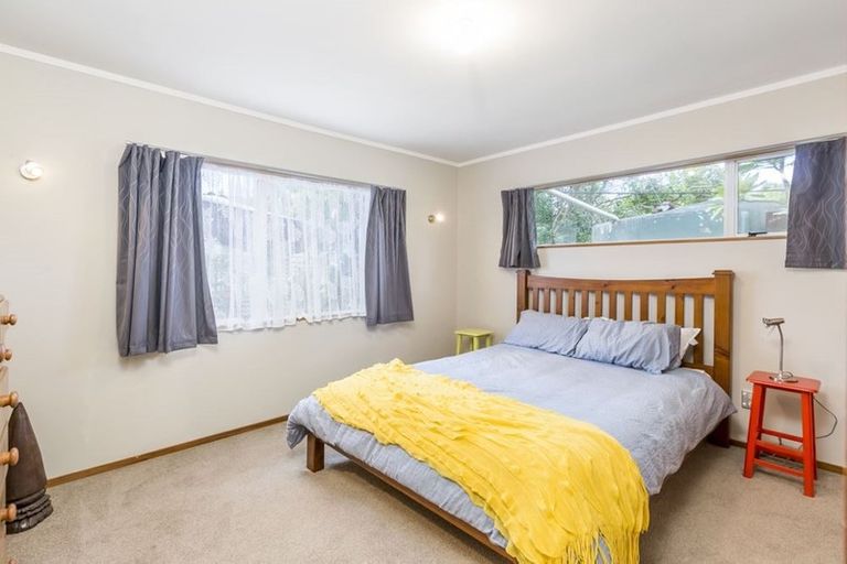 Photo of property in 70 Tiri Road, Manly, Whangaparaoa, 0930