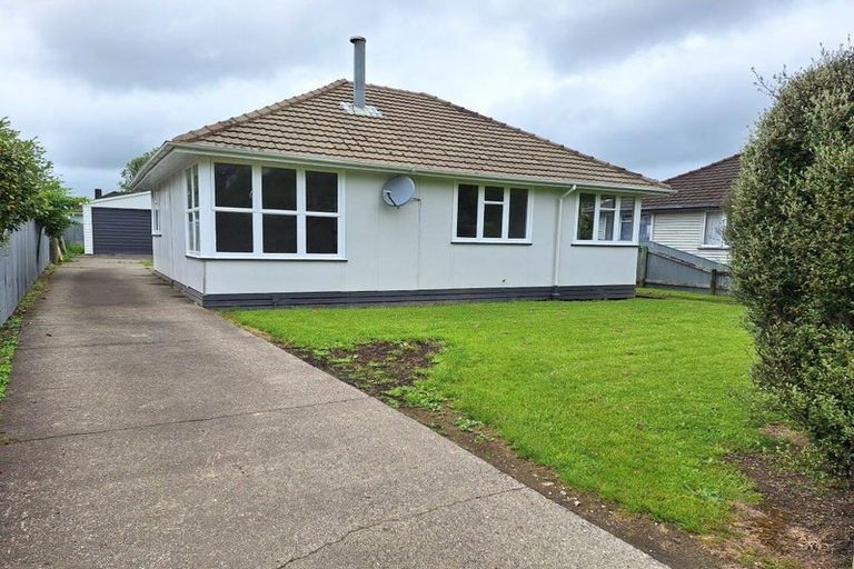 Photo of property in 34 Hartgill Crescent, Dannevirke, 4930