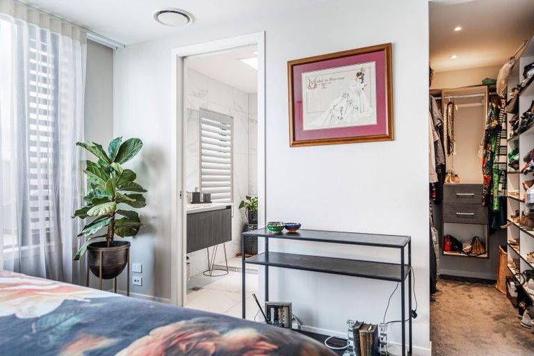 Photo of property in 110 Buckley Avenue, Hobsonville, Auckland, 0616