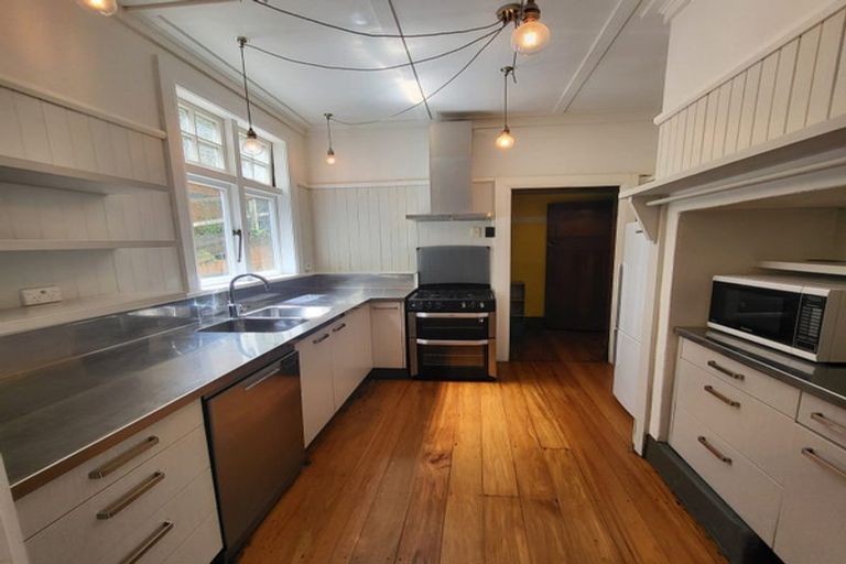 Photo of property in 64 Norway Street, Aro Valley, Wellington, 6012