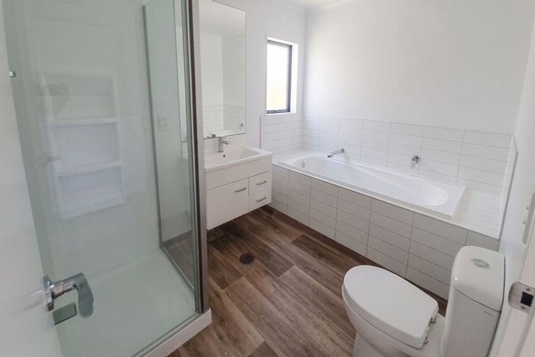 Photo of property in 32 Kilcadden Drive, Flat Bush, Auckland, 2019