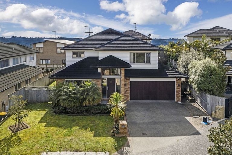 Photo of property in 12 Bur Oak Terrace, Schnapper Rock, Auckland, 0632