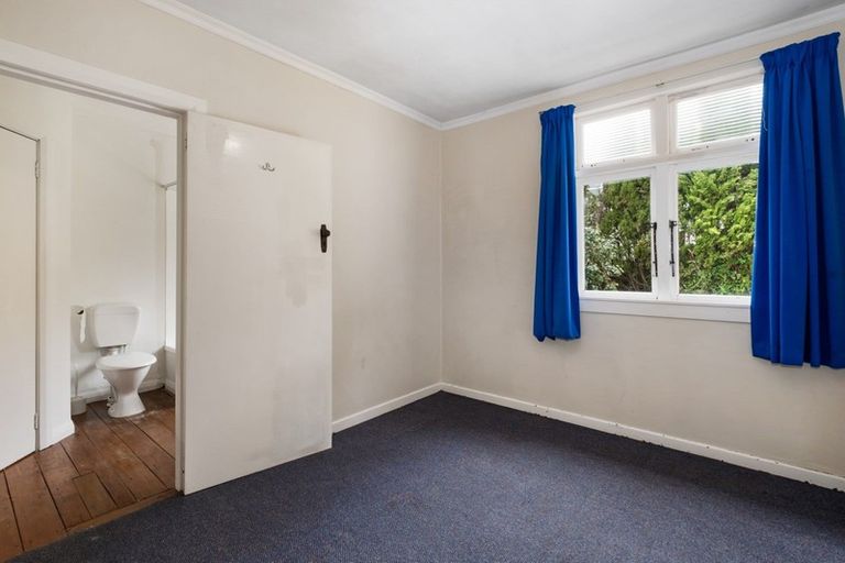 Photo of property in 139 Waikawa Road, Picton, 7220