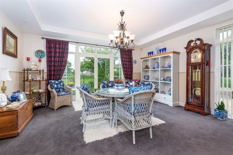 Photo of property in 10 Meeking Place, Aidanfield, Christchurch, 8025