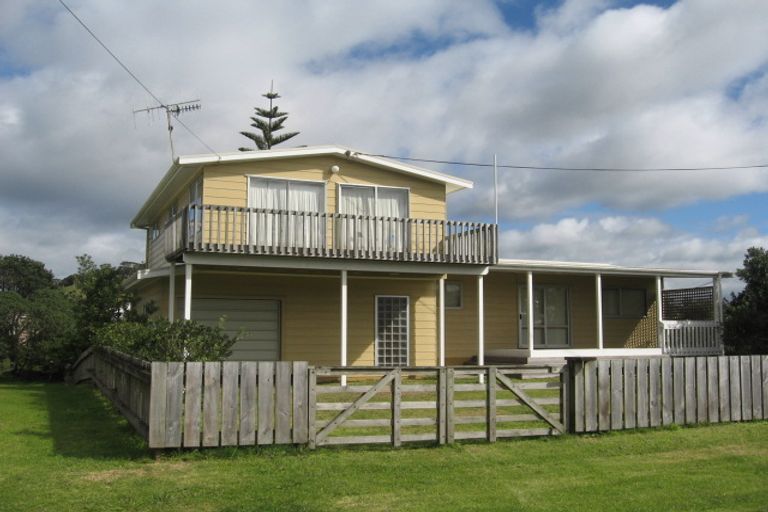 Photo of property in 15 Hall Road, Pataua North, Parua Bay, 0175