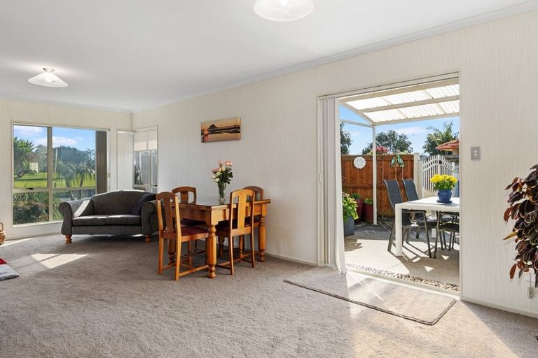 Photo of property in 112 Pacific View Road, Papamoa Beach, Papamoa, 3118