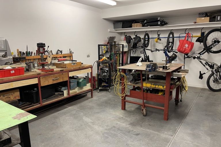 Photo of property in 14 Lakeview Terrace, Taradale, Napier, 4112