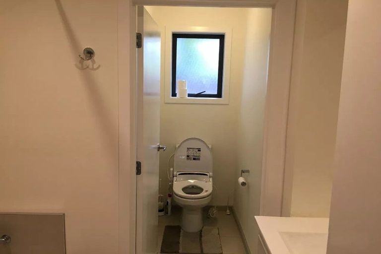 Photo of property in 17 Nortons Road, Avonhead, Christchurch, 8042