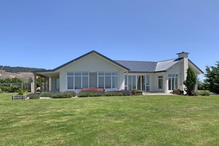 Photo of property in 176 Gunn Road, Warepa, Balclutha, 9273