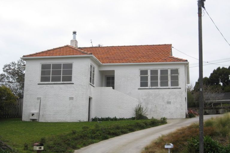 Photo of property in 10 Tor Street, Westown, New Plymouth, 4310