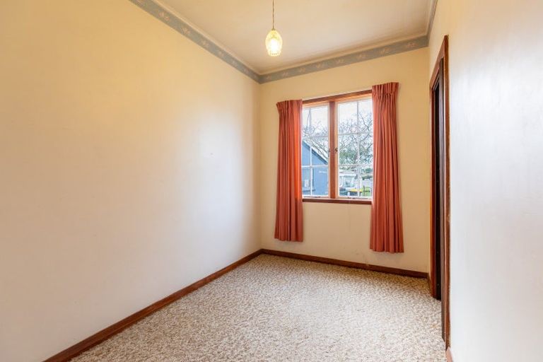 Photo of property in 12 Gertrude Street, Dannevirke, 4930