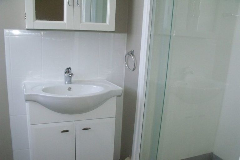 Photo of property in 805a Hastings Street North, Hastings, 4122