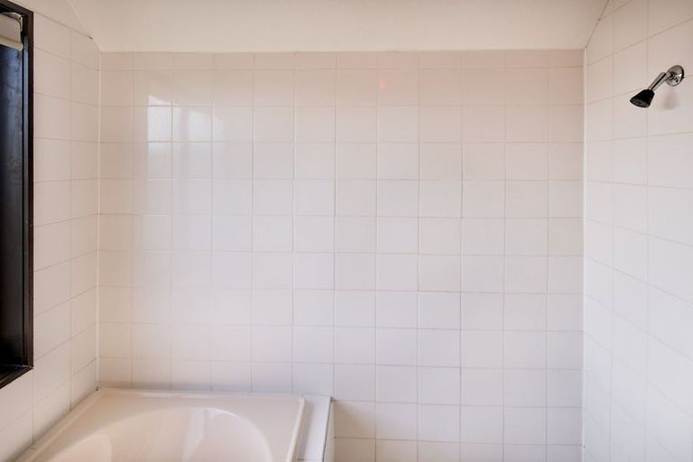 Photo of property in 13 Tamahine Street, Maupuia, Wellington, 6022