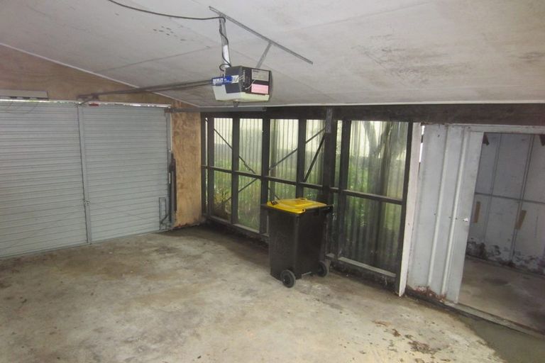 Photo of property in 37 Cambrian Street, Churton Park, Wellington, 6037