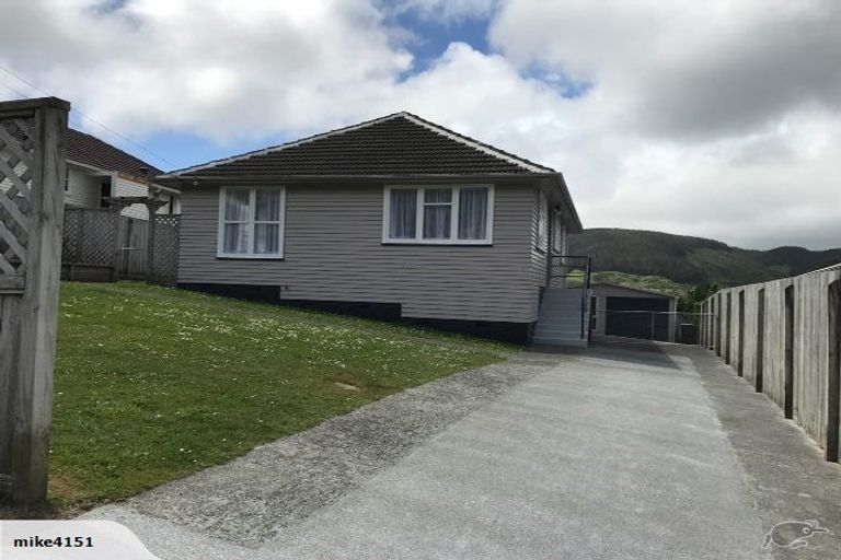 Photo of property in 23 Turkington Street, Tawa, Wellington, 5028