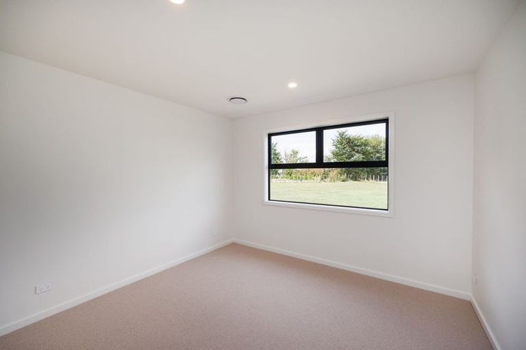 Photo of property in 11 Te Kahu Lane, Halcombe, Feilding, 4779