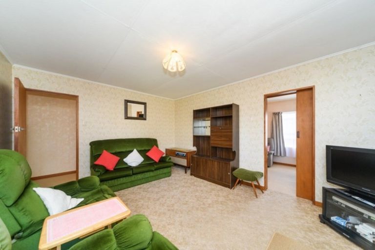 Photo of property in 38 Abraham Crescent, Milson, Palmerston North, 4414