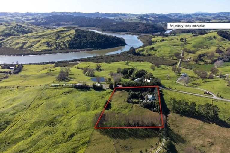 Photo of property in 111 Harataua Road, Port Albert, Wellsford, 0973