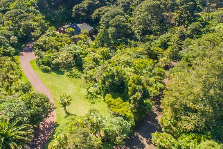Photo of property in 366a Huia Road, Titirangi, Auckland, 0604