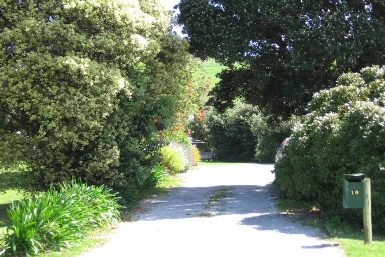 Photo of property in 16 Douglas Street, Okitu, Gisborne, 4010