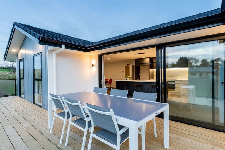 Photo of property in 16 Caernarvon Street, Allanton, Mosgiel, 9092