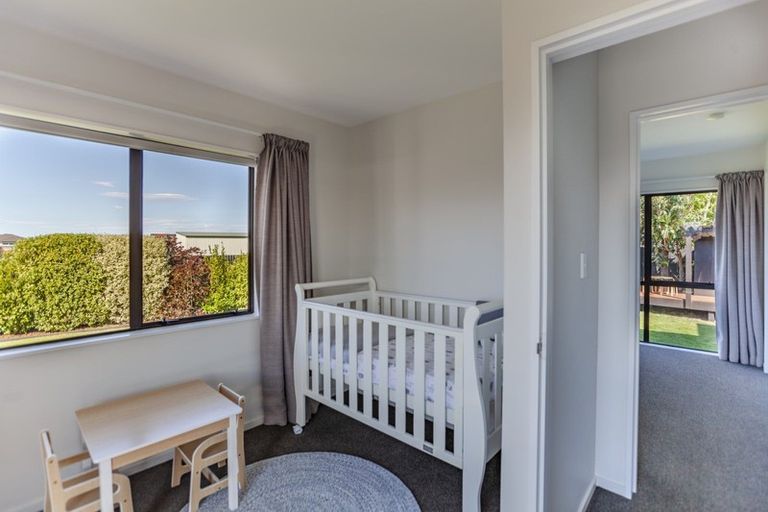 Photo of property in 30 Whiting Crescent, Greenmeadows, Napier, 4112