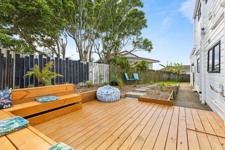Photo of property in 1/98 Astley Avenue, New Lynn, Auckland, 0600