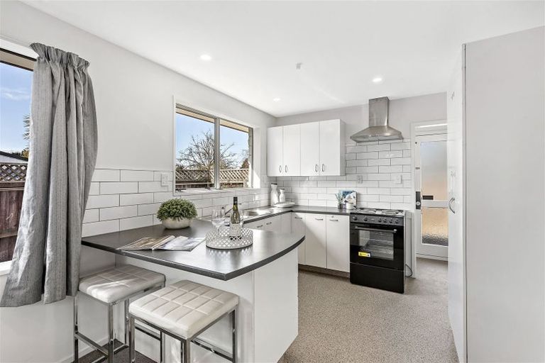 Photo of property in 1/442c Mairehau Road, Parklands, Christchurch, 8083