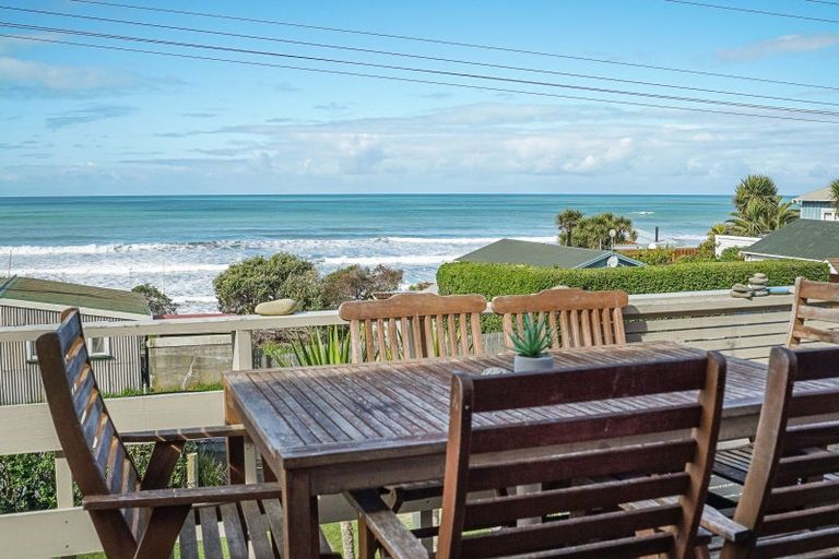 Photo of property in 24 Moody Street, Gore Bay, Cheviot, 7383