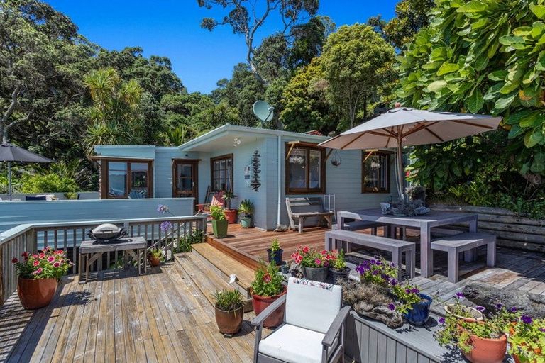 Photo of property in 16 Pohutukawa Avenue, Ohope, 3121