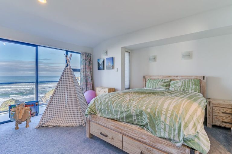 Photo of property in 944 Brighton Road, Brighton, Dunedin, 9035