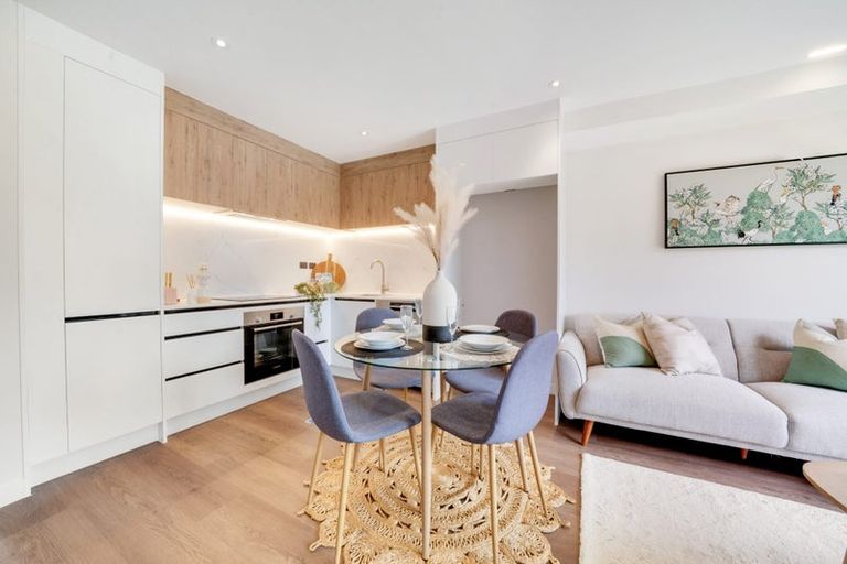 Photo of property in 8/60 Yeovil Road, Te Atatu Peninsula, Auckland, 0610