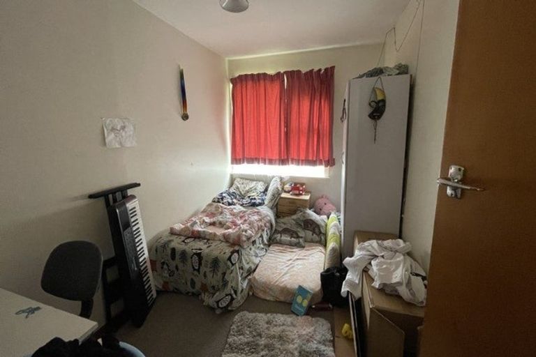 Photo of property in 12 Solway Avenue, Ilam, Christchurch, 8041